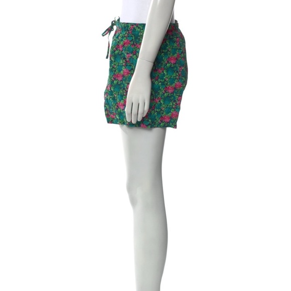 Gucci Floral Green and Pink Women's Shorts - Picture 2 of 3